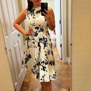 Women’s White with Black floral design Vintage Style Dress MEDIUM NWT Anni Coco